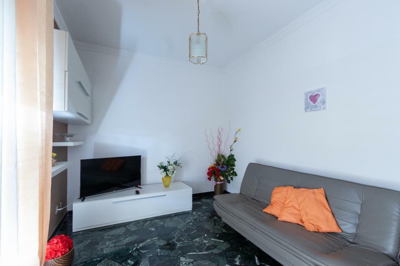 House Henry Apartment วาโด ลีกูเร ภายนอก รูปภาพ
